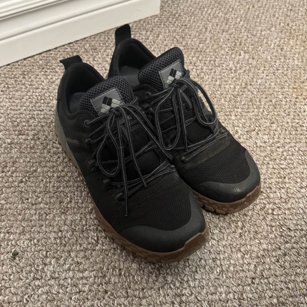 Men’s Columbia Fairbanks Hiking Shoe New